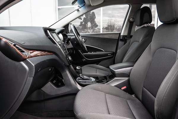 2017 Hyundai Santa Fe Active DM3 Series II
