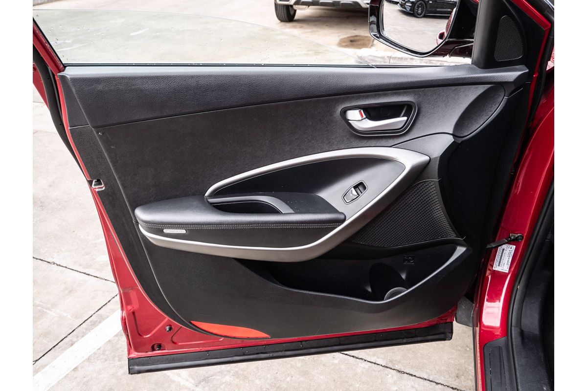 2017 Hyundai Santa Fe Active DM3 Series II