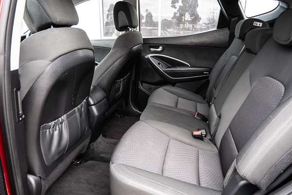 2017 Hyundai Santa Fe Active DM3 Series II