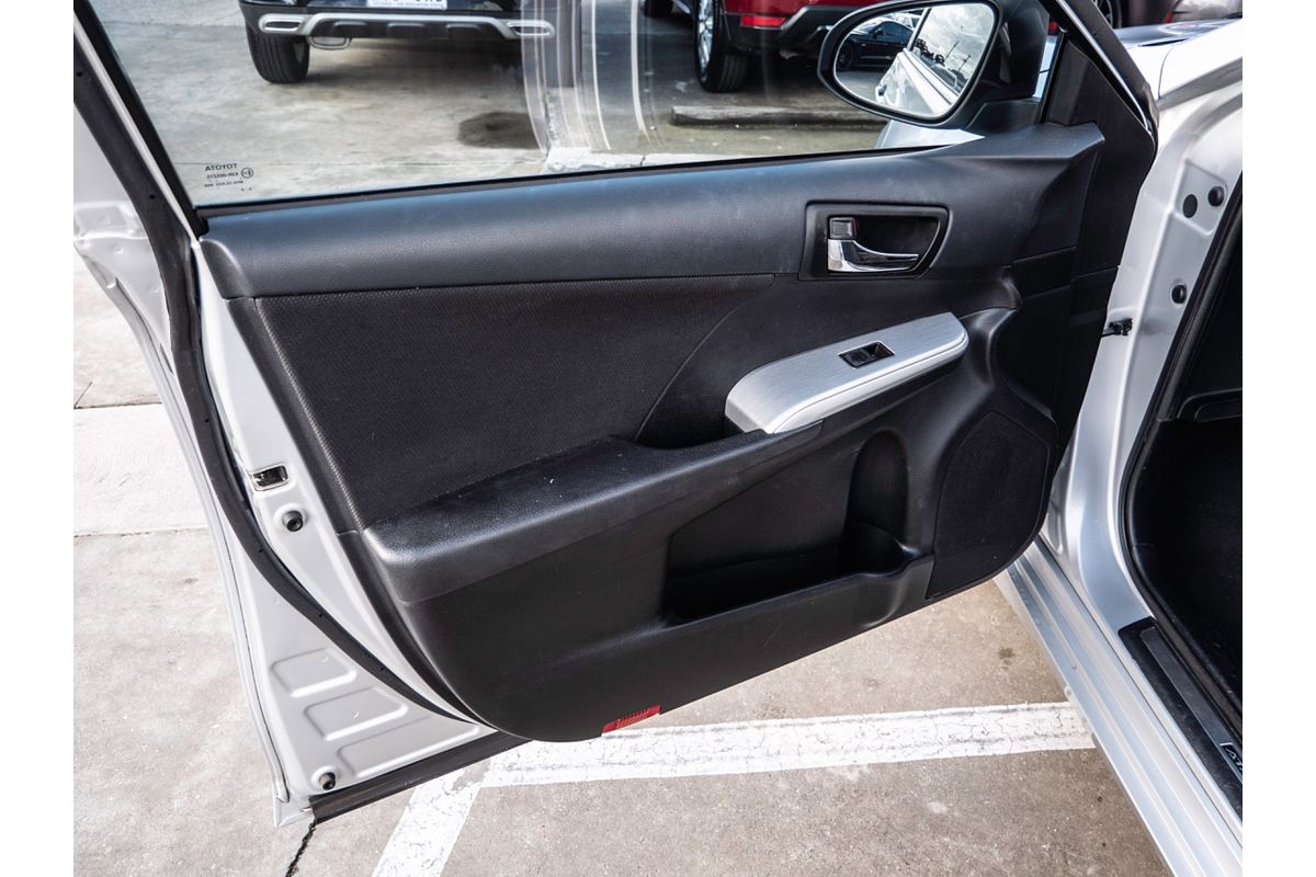 2017 Toyota Camry Atara S AVV50R