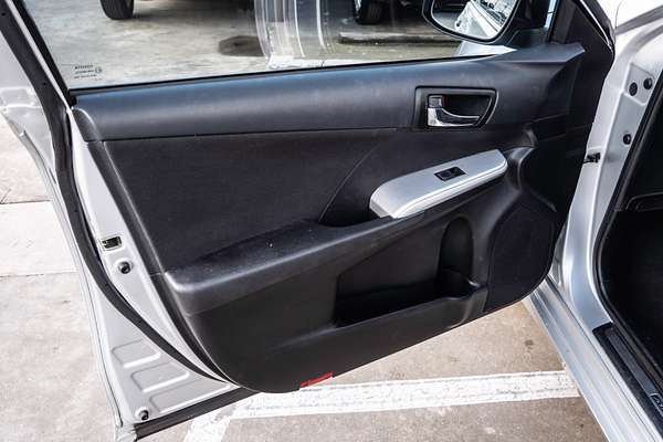 2017 Toyota Camry Atara S AVV50R