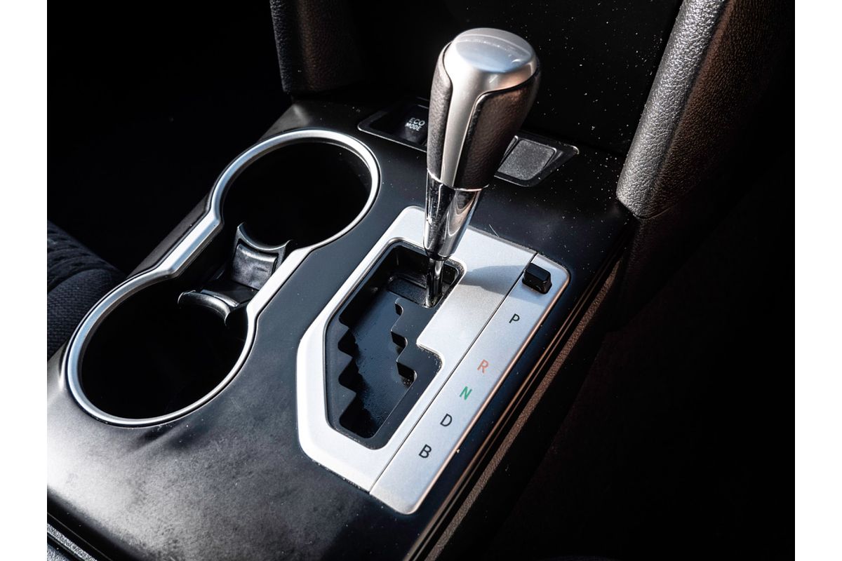 2017 Toyota Camry Atara S AVV50R