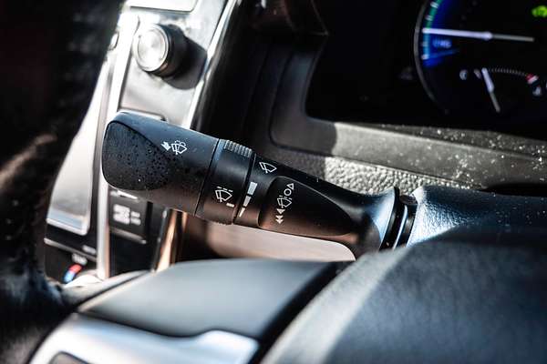 2017 Toyota Camry Atara S AVV50R