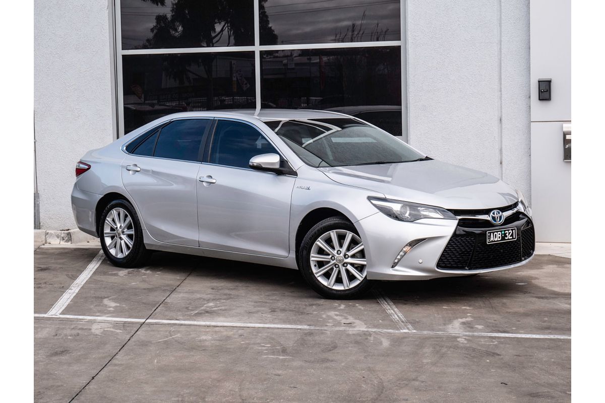 2017 Toyota Camry Atara S AVV50R