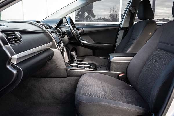 2017 Toyota Camry Atara S AVV50R