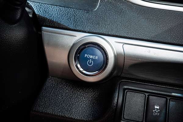 2017 Toyota Camry Atara S AVV50R