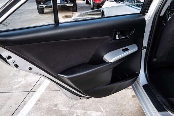2017 Toyota Camry Atara S AVV50R