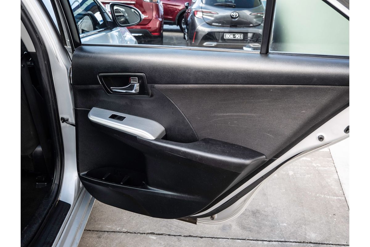 2017 Toyota Camry Atara S AVV50R