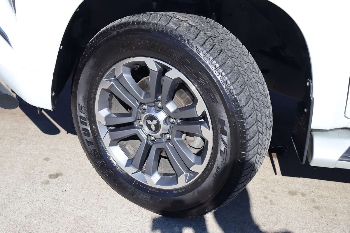 2020 Mitsubishi Triton GLX-R MR 4X4