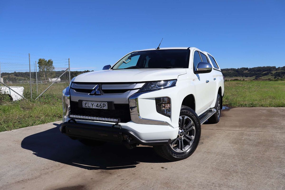 2020 Mitsubishi Triton GLX-R MR 4X4