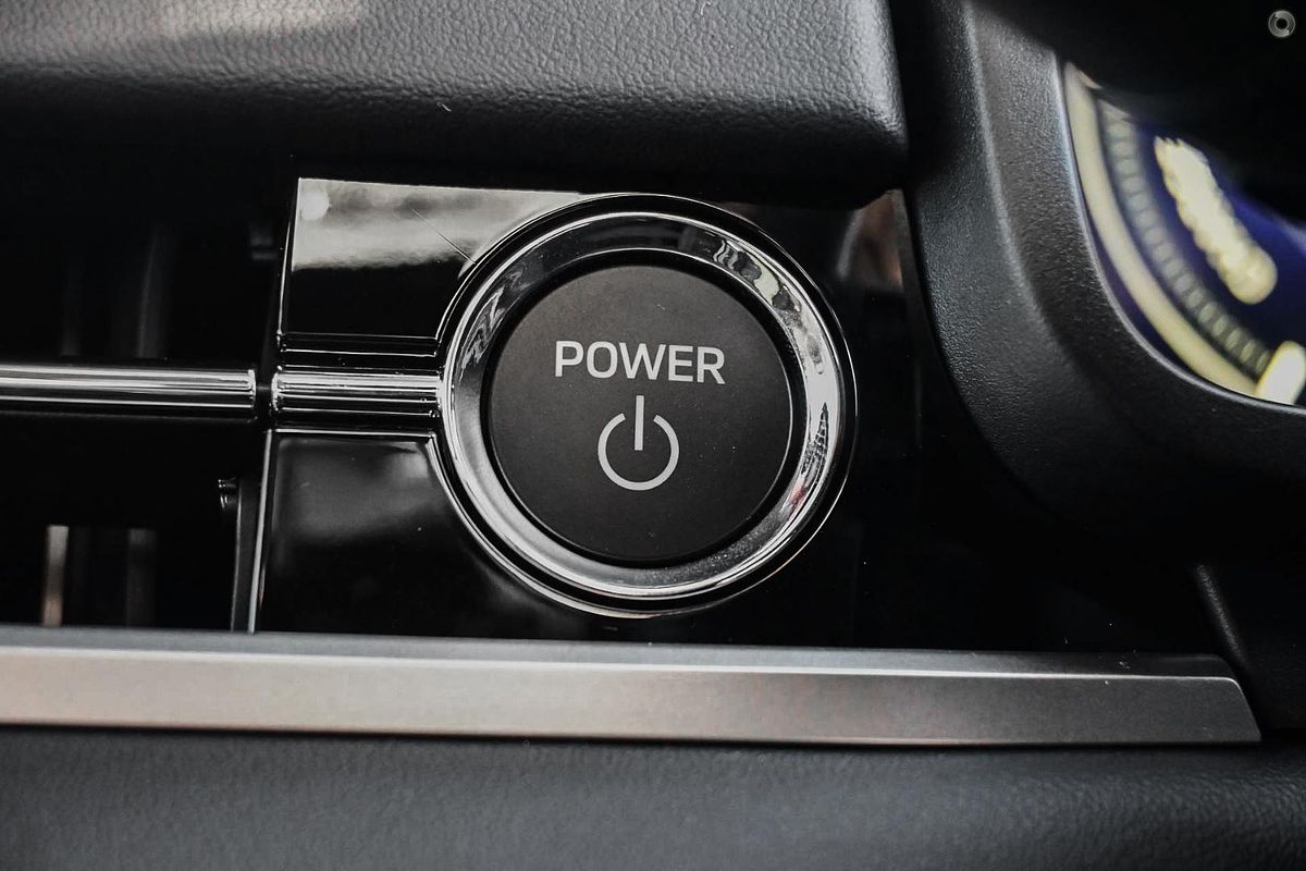 2024 Mitsubishi Outlander PHEV ES ZM