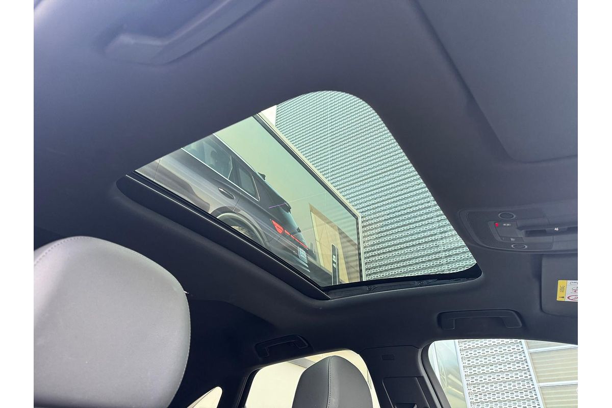 2020 Audi Q3 35 TFSI Launch Edition F3