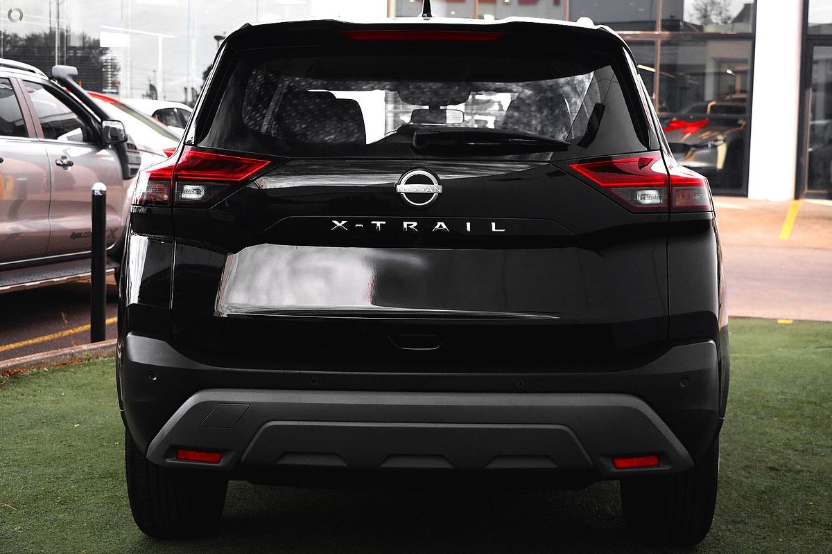 2024 Nissan X-TRAIL ST T33
