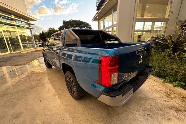 2025 Mitsubishi Triton GLX-R MV 4X4
