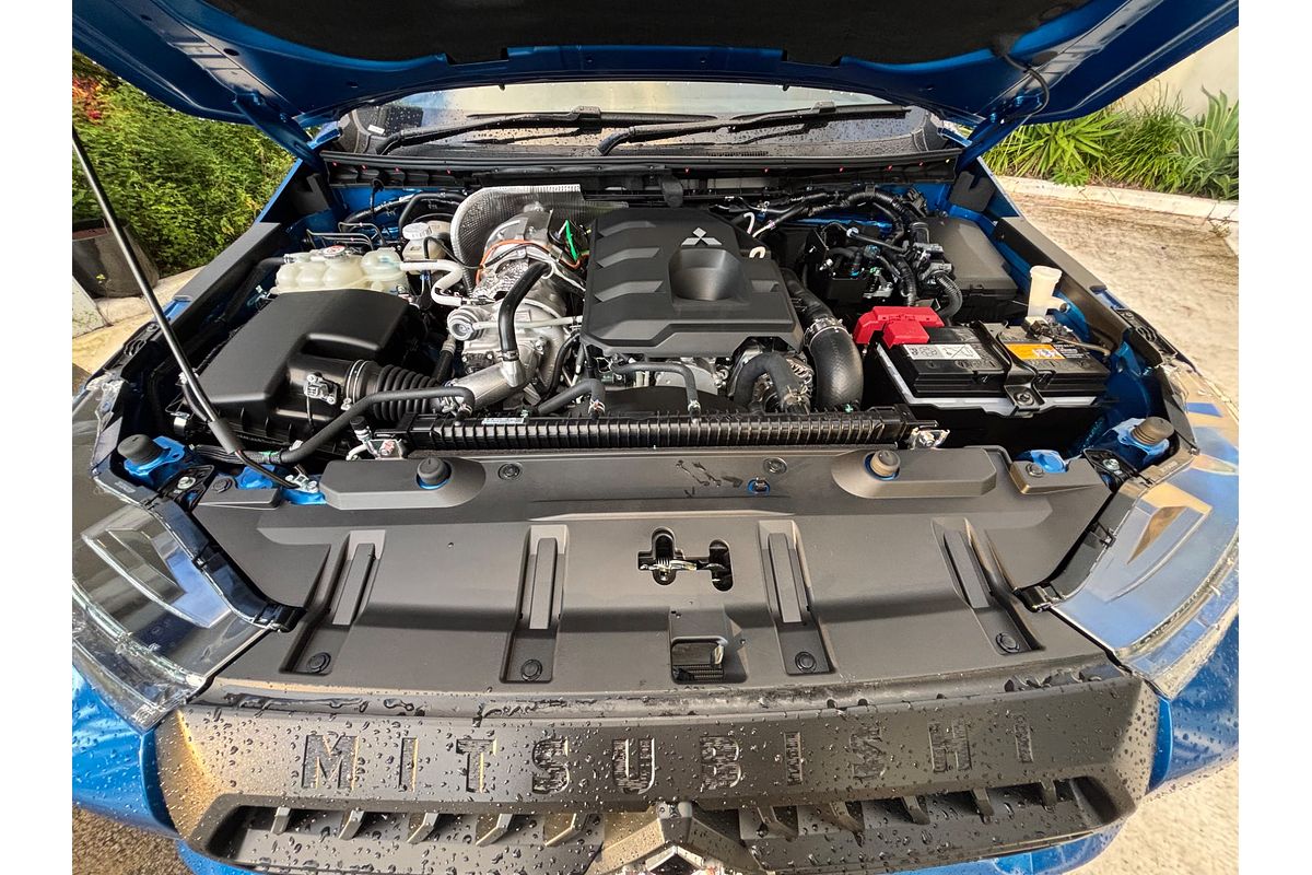 2025 Mitsubishi Triton GLX-R MV 4X4