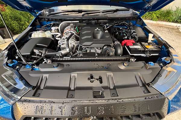 2025 Mitsubishi Triton GLX-R MV 4X4