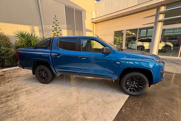 2025 Mitsubishi Triton GLX-R MV 4X4