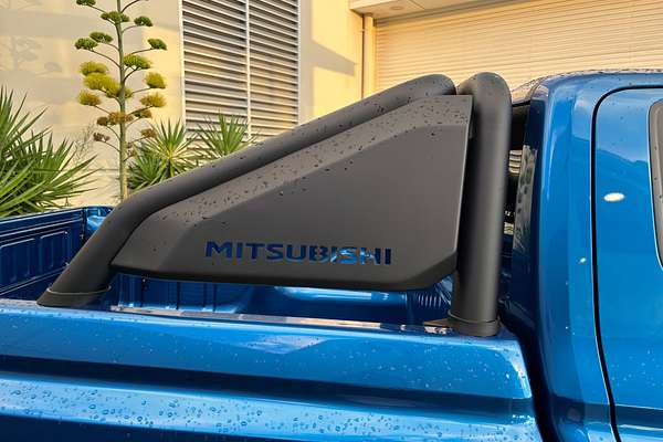 2025 Mitsubishi Triton GLX-R MV 4X4
