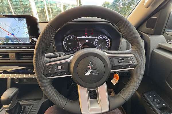 2025 Mitsubishi Triton GLX-R MV 4X4