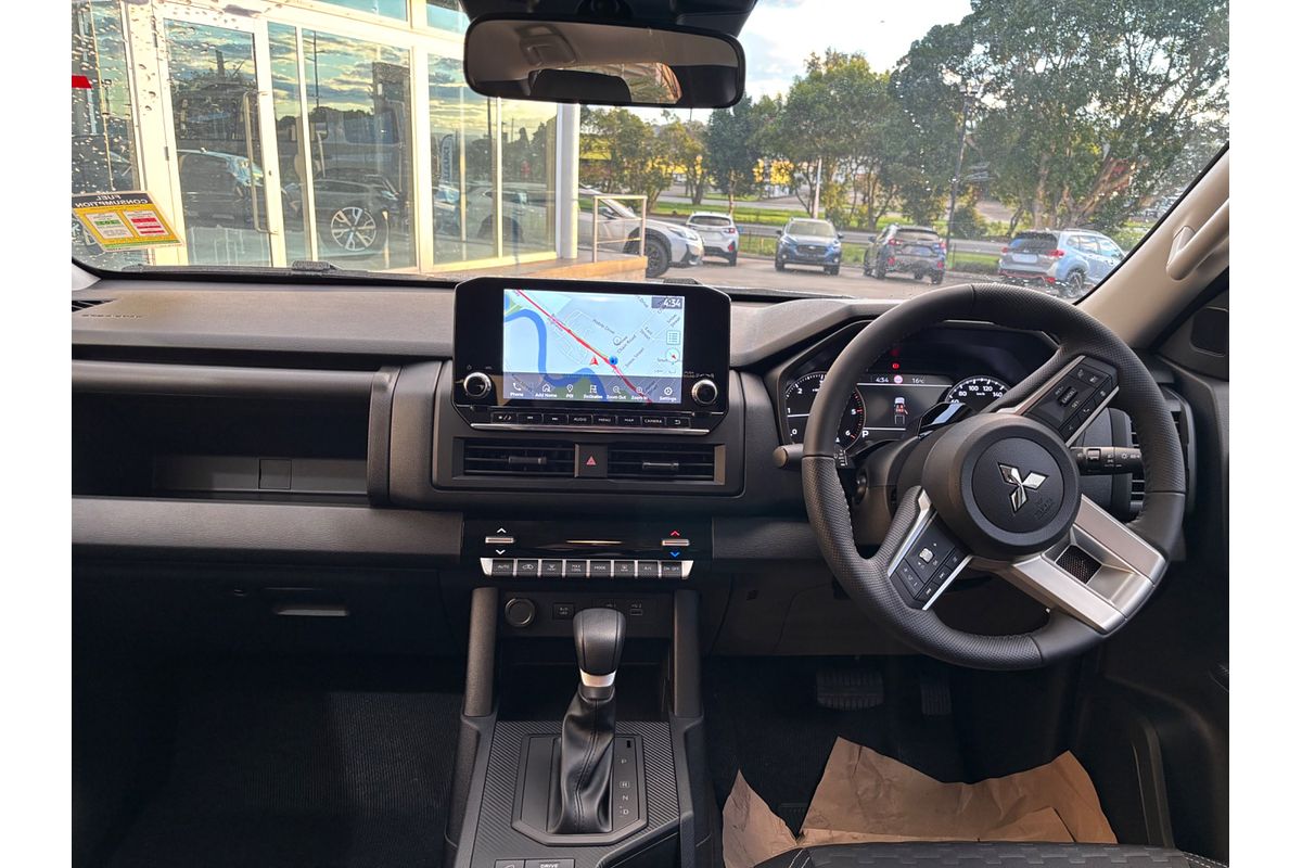 2025 Mitsubishi Triton GLX-R MV 4X4