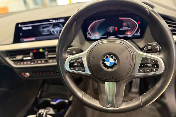 2022 BMW 1 Series 118i M Sport F40