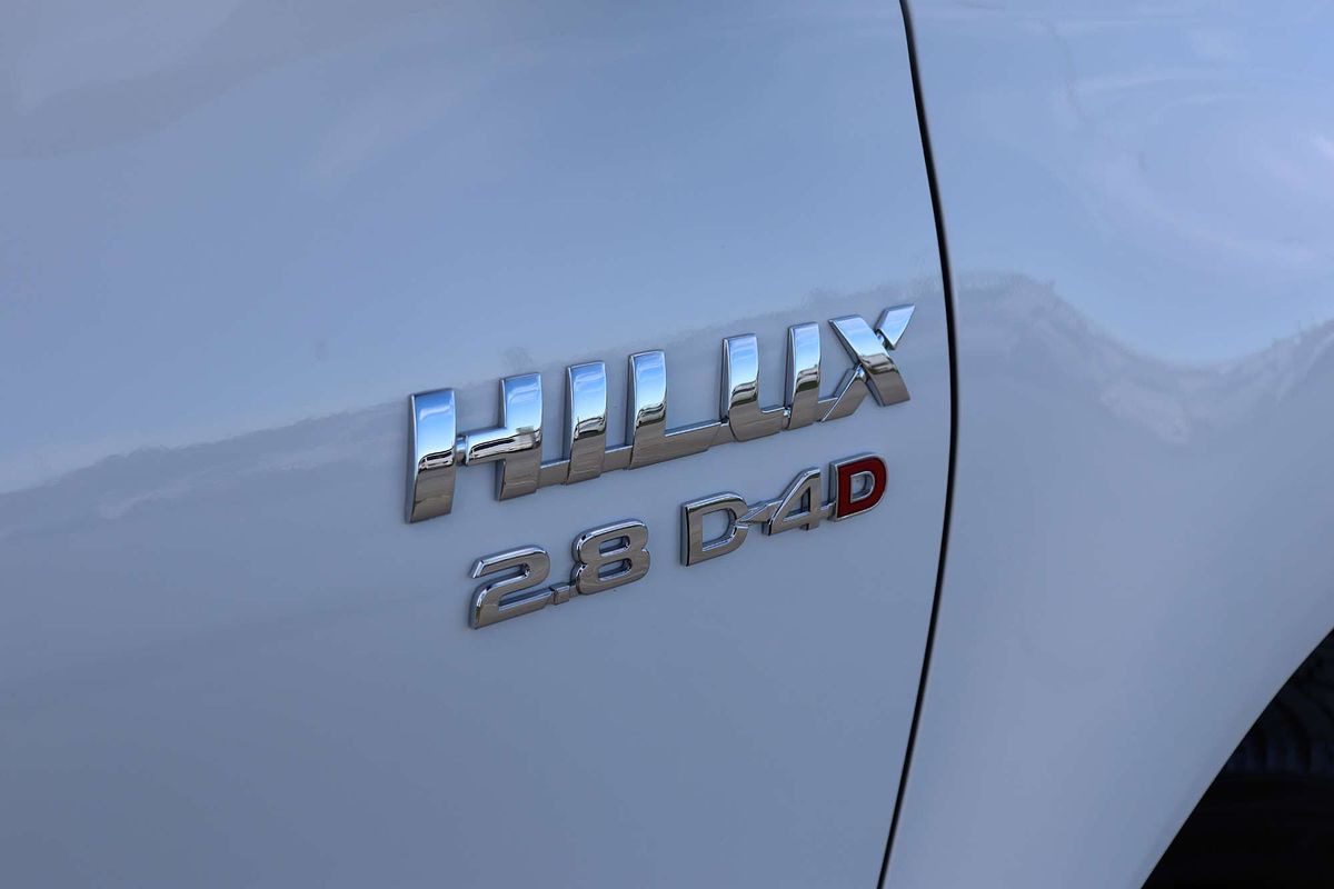 2024 Toyota Hilux SR GUN126R 4X4