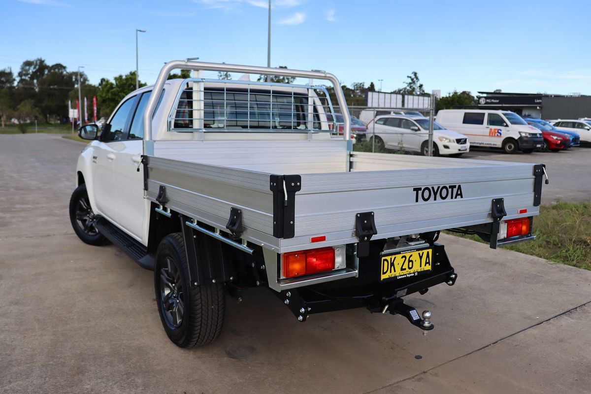 2024 Toyota Hilux SR GUN126R 4X4