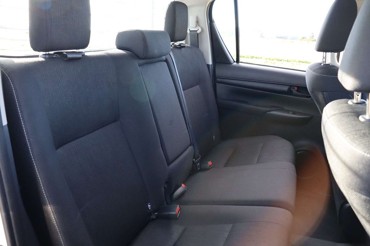 2024 Toyota Hilux SR GUN126R 4X4
