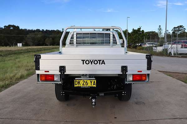 2024 Toyota Hilux SR GUN126R 4X4