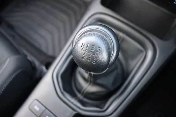 2024 Toyota Hilux SR GUN126R 4X4