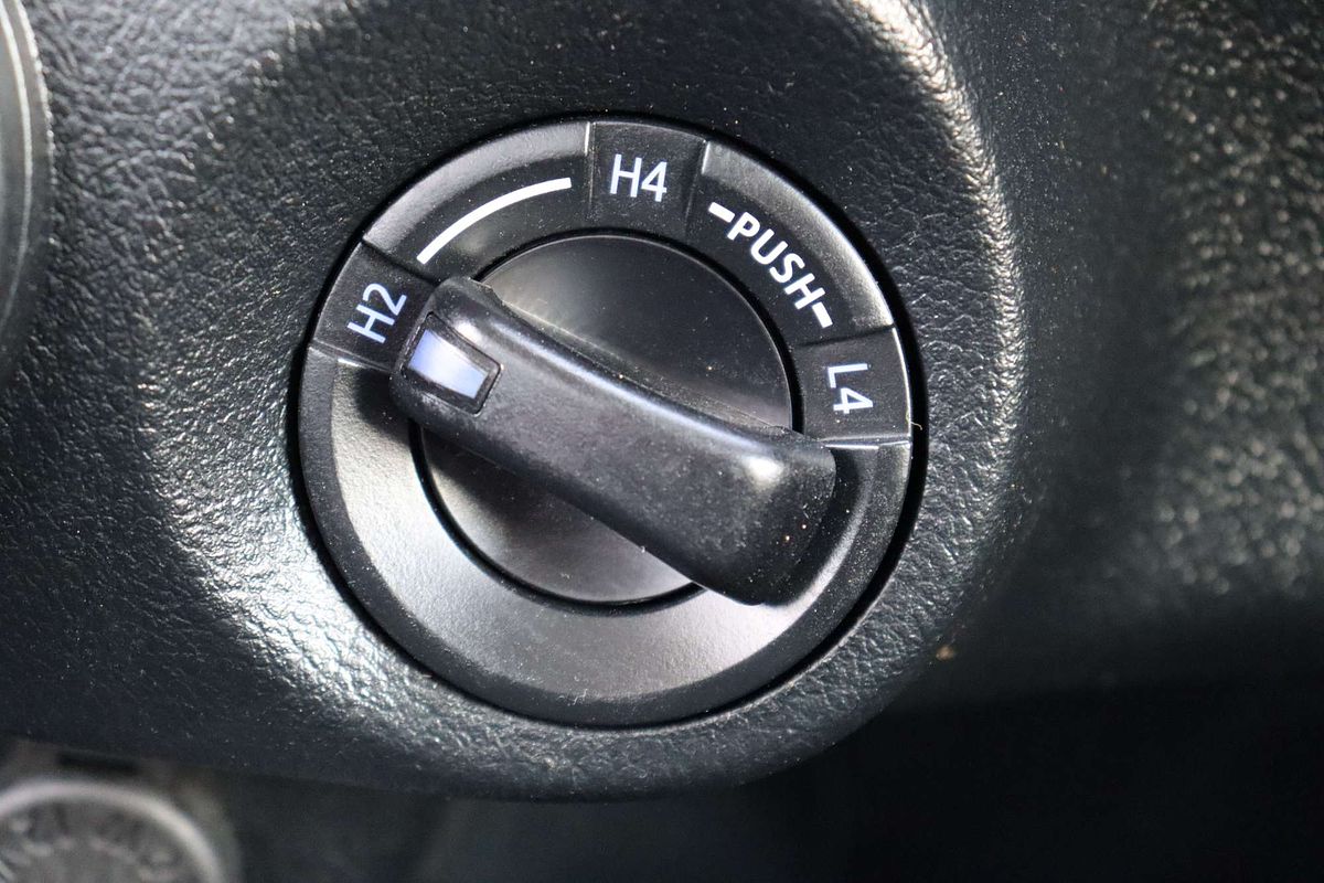 2024 Toyota Hilux SR GUN126R 4X4