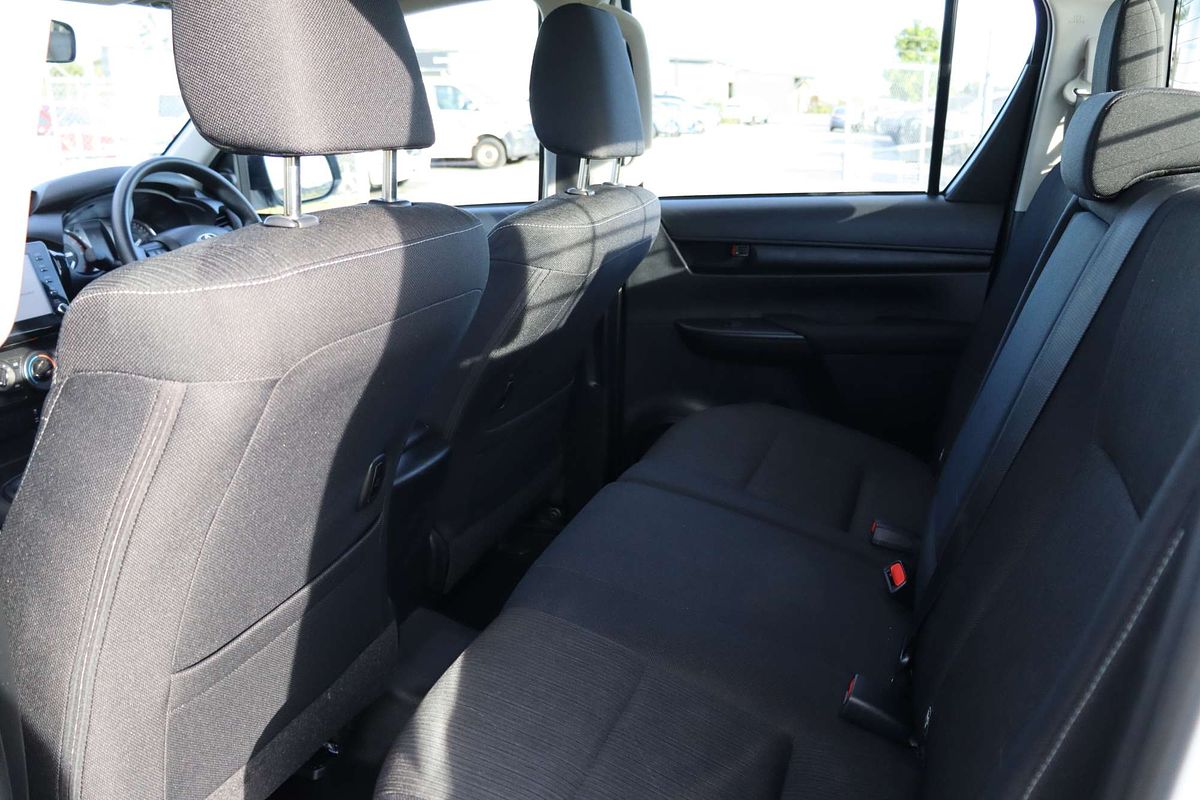 2024 Toyota Hilux SR GUN126R 4X4