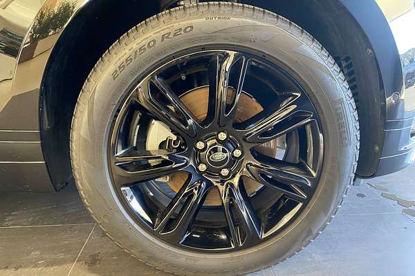2021 Land Rover Range Rover Velar P250 R-Dynamic SE L560