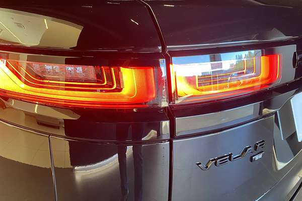 2021 Land Rover Range Rover Velar P250 R-Dynamic SE L560