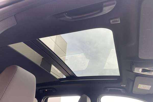 2024 BMW iX1 eDrive20 xLine U11