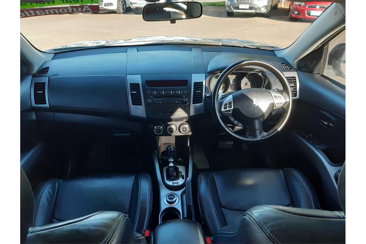 2012 Peugeot 4007 SV (7 SEAT)
