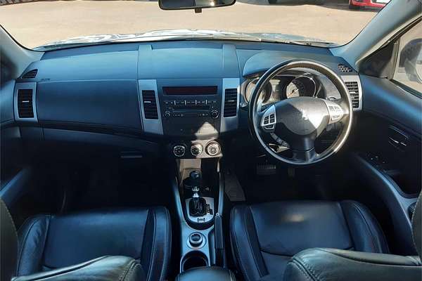 2012 Peugeot 4007 SV (7 SEAT)