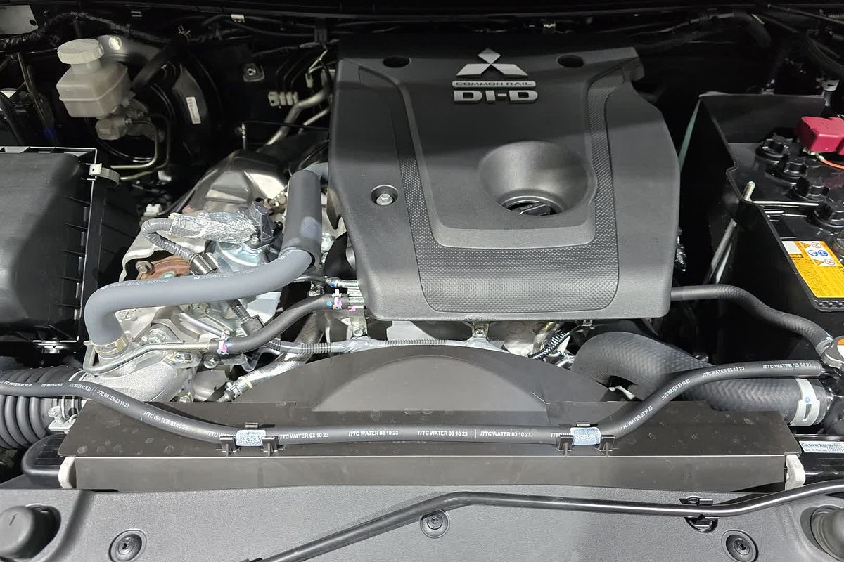 2023 Mitsubishi TRITON TRITON GLX+ (4x4) MR4247 4X4