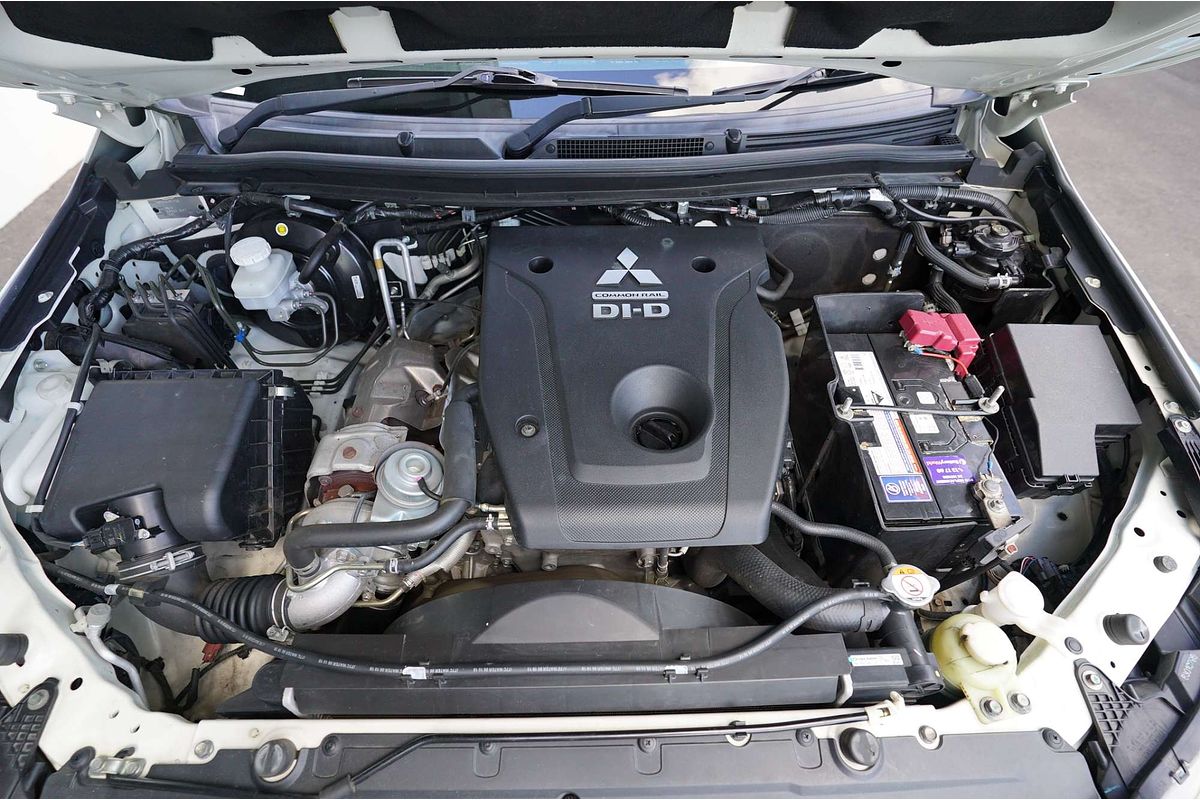 2018 Mitsubishi PAJERO PAJERO GLS LWB (4x4) 7 SEAT NX8X46