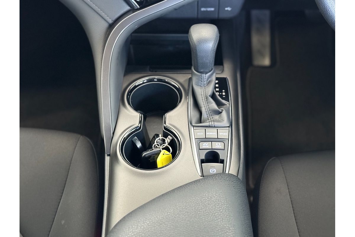 2024 Toyota Camry Ascent AXVH70R