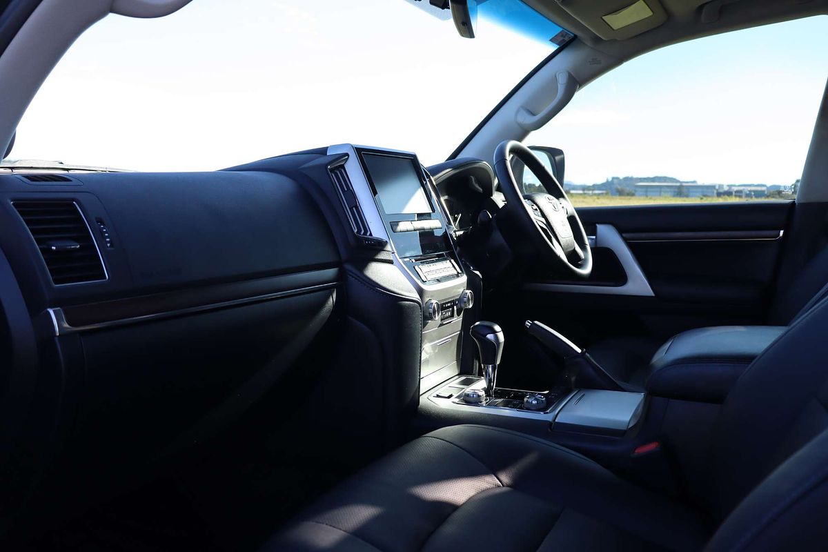 2020 Toyota Landcruiser VX VDJ200R