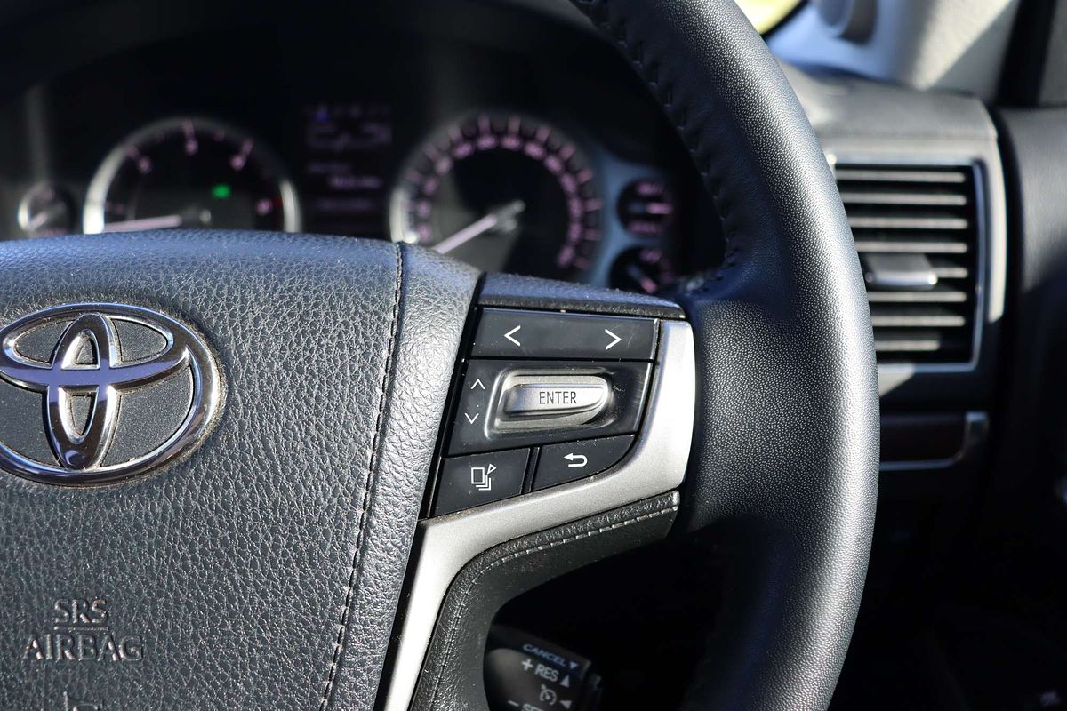 2020 Toyota Landcruiser VX VDJ200R