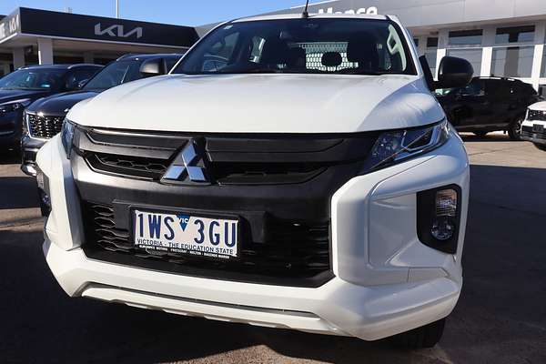 2022 Mitsubishi Triton GLX+ MR 4X4
