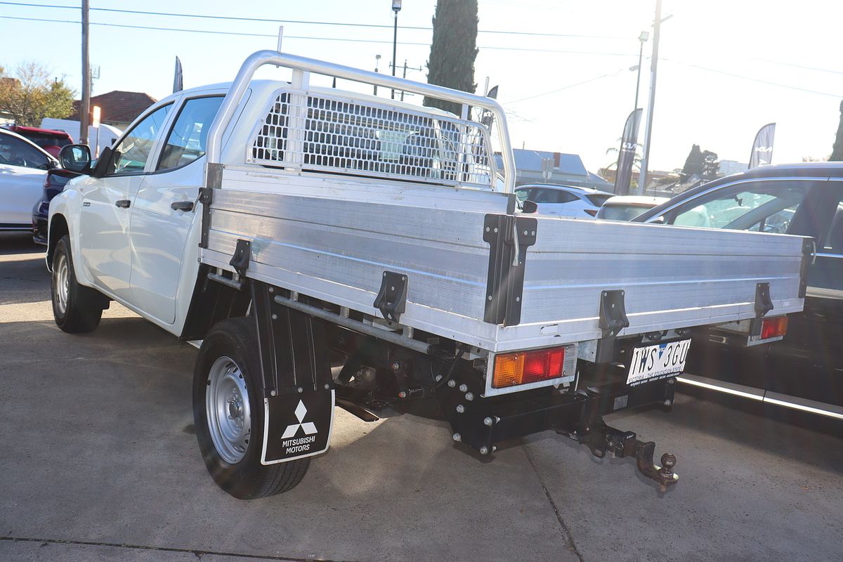 2022 Mitsubishi Triton GLX+ MR 4X4