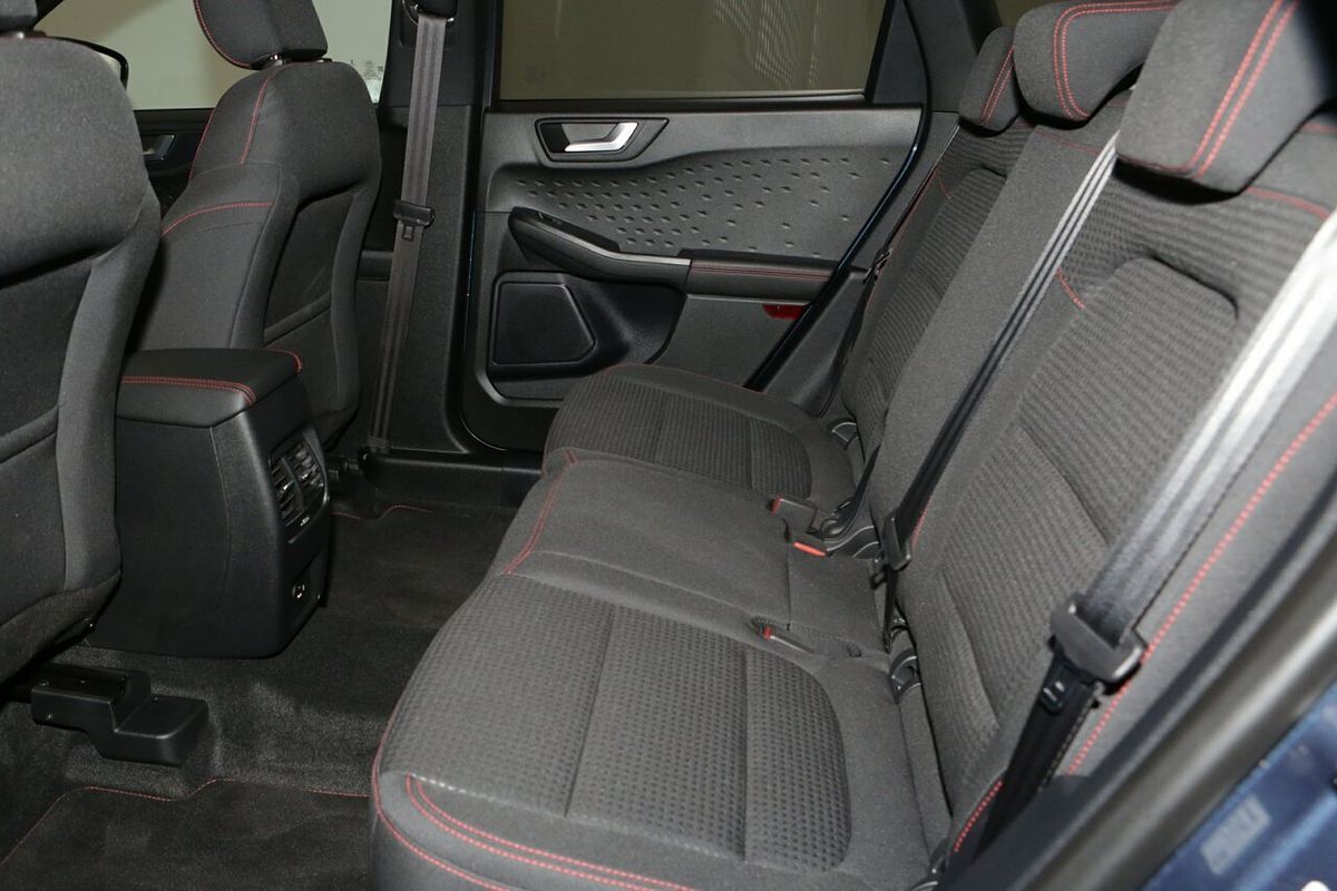 2021 Ford Escape ST-Line ZH