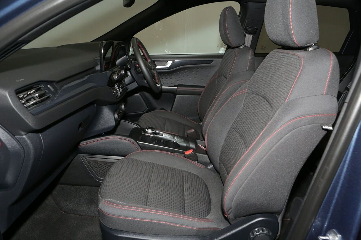 2021 Ford Escape ST-Line ZH