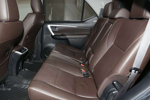 2018 Toyota Fortuner Crusade GUN156R