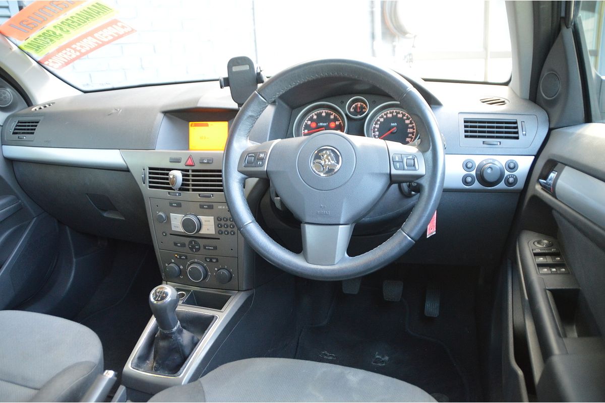 2007 Holden Astra CDX AH
