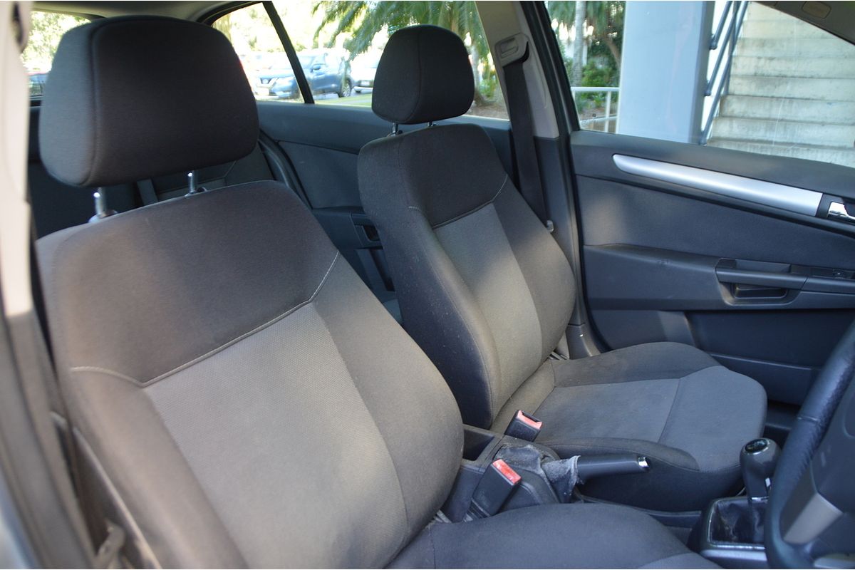 2007 Holden Astra CDX AH