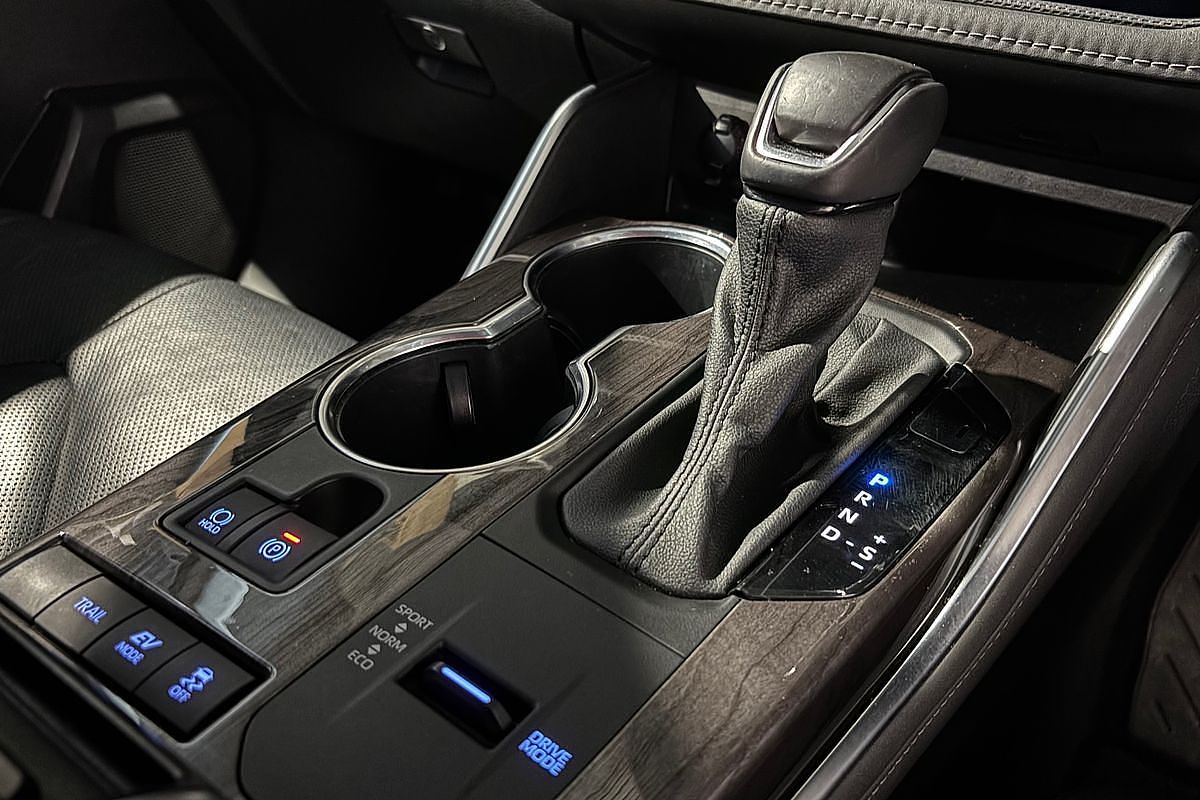2021 Toyota Kluger Grande AXUH78R